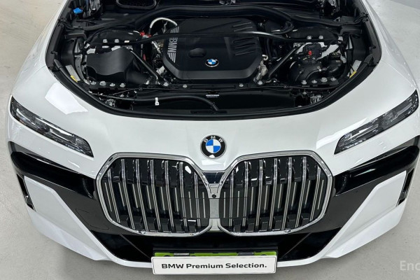2025 BMW 7 серии с пробегом 9 594 км