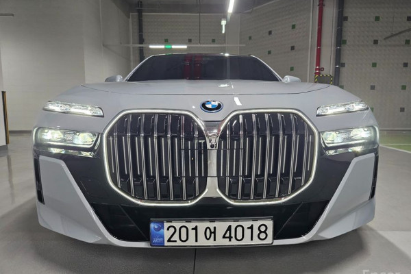 2024 BMW 7 серии с пробегом 19 000 км