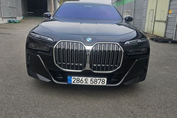 2025 BMW 7 серии с пробегом 5 300 км