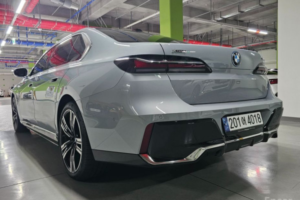 2024 BMW 7 серии с пробегом 19 000 км
