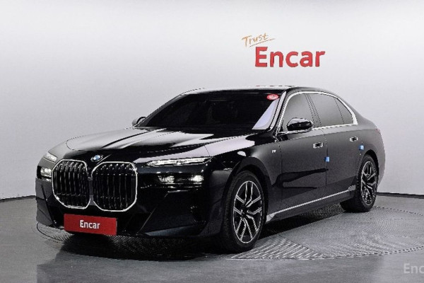 2025 BMW 7 серии с пробегом 17 689 км