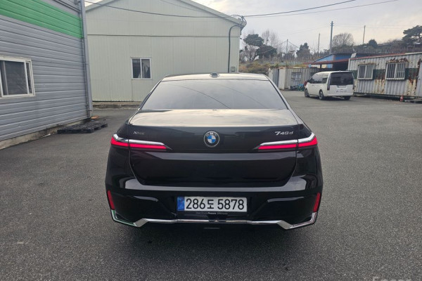 2025 BMW 7 серии с пробегом 5 300 км