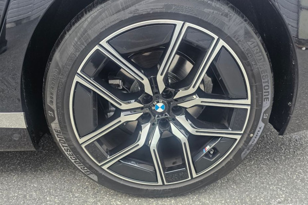 2025 BMW 7 серии с пробегом 5 300 км