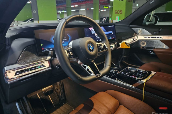 2024 BMW 7 серии с пробегом 19 000 км