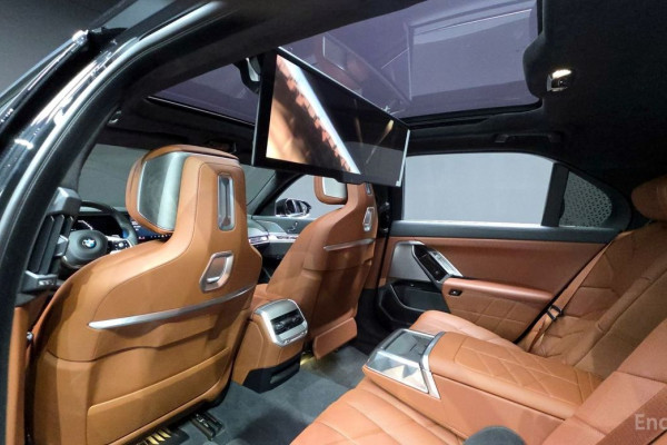 2023 BMW 7 серии с пробегом 21 736 км