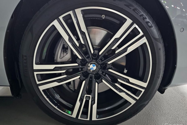 2024 BMW 7 серии с пробегом 19 000 км