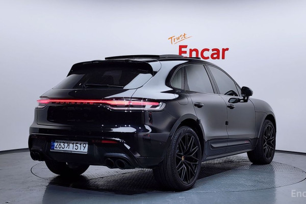 2022 Porsche Macan с пробегом 38 295 км