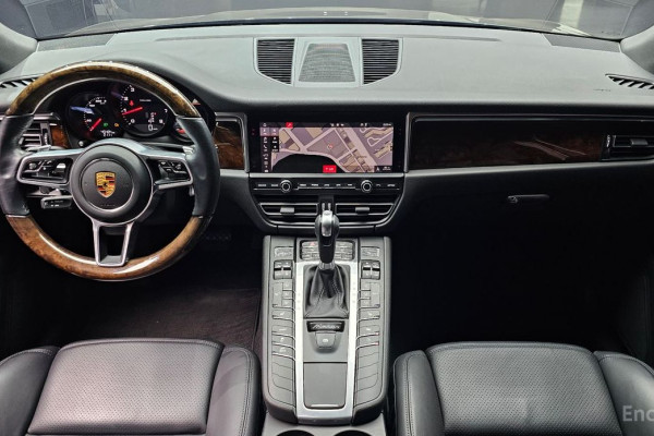 2021 Porsche Macan с пробегом 45 484 км