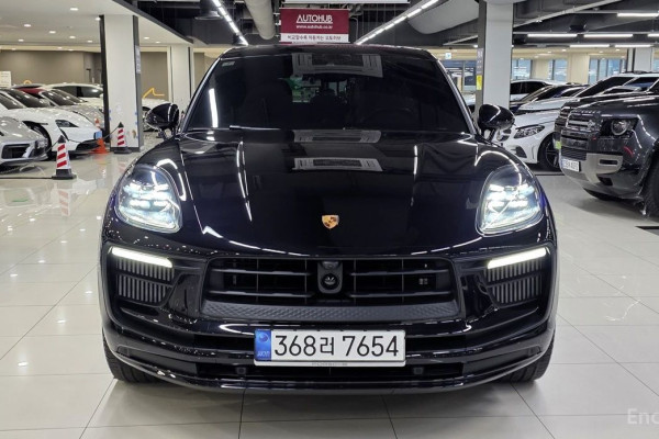 2022 Porsche Macan с пробегом 23 875 км