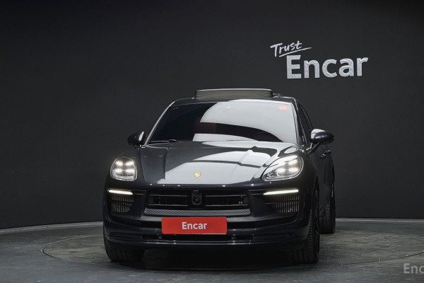 2023 Porsche Macan с пробегом 50 193 км