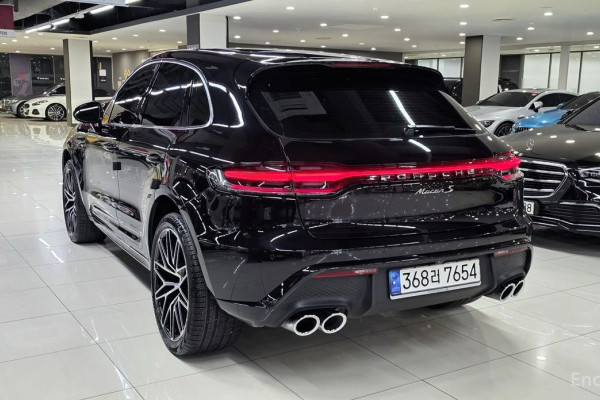 2022 Porsche Macan с пробегом 23 875 км