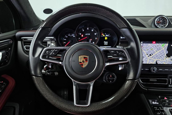 2021 Porsche Macan с пробегом 116 375 км