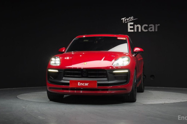 2022 Porsche Macan с пробегом 27 256 км