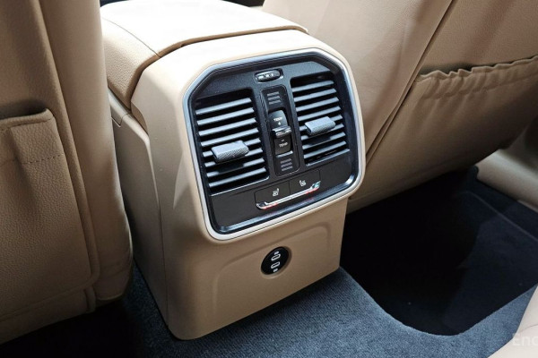 2022 Porsche Macan с пробегом 45 799 км