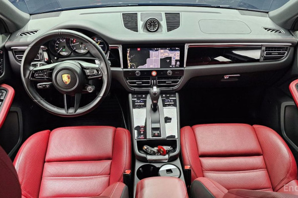2022 Porsche Macan с пробегом 19 901 км