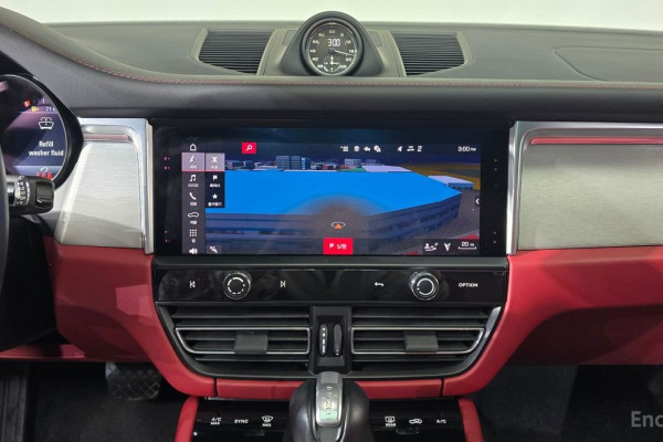 2022 Porsche Macan с пробегом 39 947 км