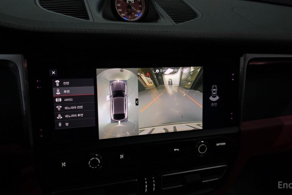 2022 Porsche Macan с пробегом 27 256 км