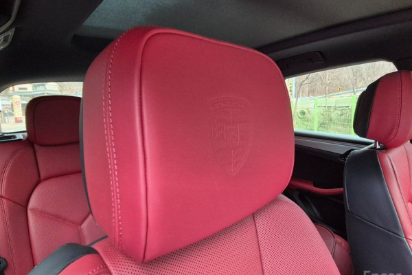 2023 Porsche Macan с пробегом 35 000 км