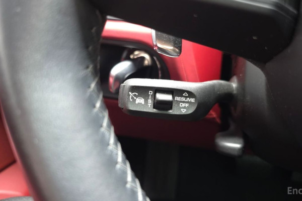 2023 Porsche Macan с пробегом 25 252 км