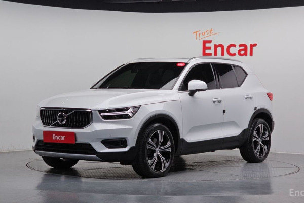 2021 Volvo XC40 с пробегом 31 037 км