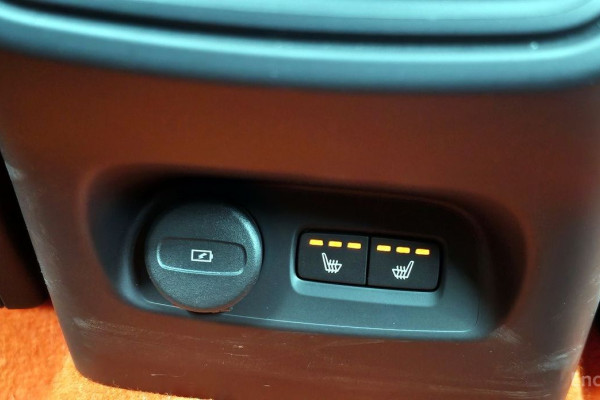 2021 Volvo XC40 с пробегом 18 693 км