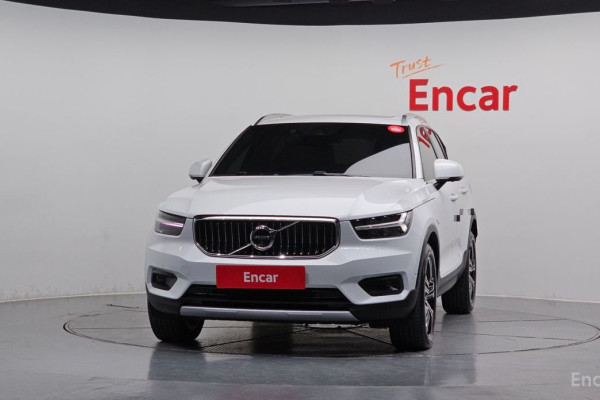 2021 Volvo XC40 с пробегом 31 037 км