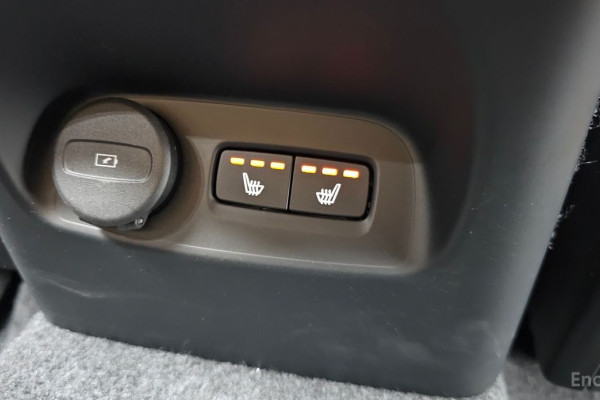 2021 Volvo XC40 с пробегом 31 037 км