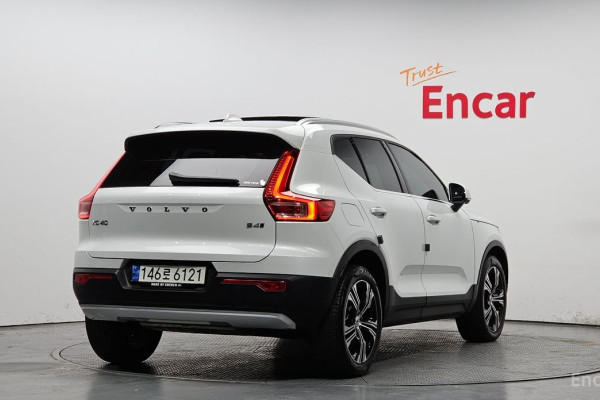 2021 Volvo XC40 с пробегом 39 468 км