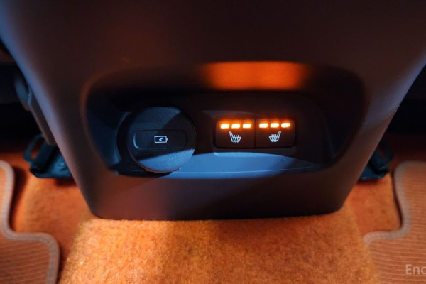 2021 Volvo XC40 с пробегом 11 685 км