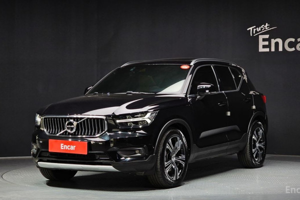 2021 Volvo XC40 с пробегом 50 548 км