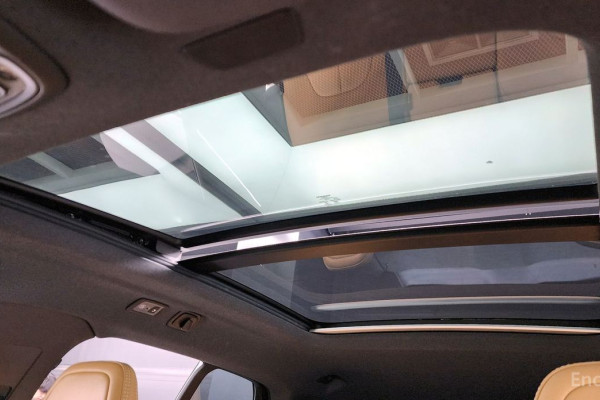 2020 Volvo XC40 с пробегом 81 210 км