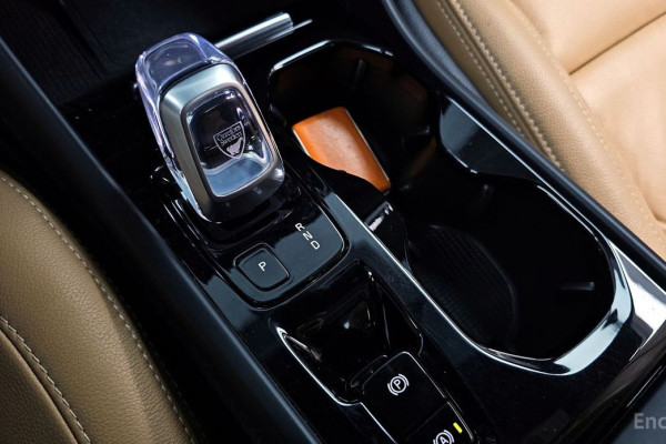 2021 Volvo XC40 с пробегом 50 548 км