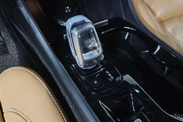 2020 Volvo XC40 с пробегом 50 662 км