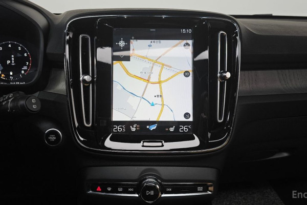 2020 Volvo XC40 с пробегом 50 662 км