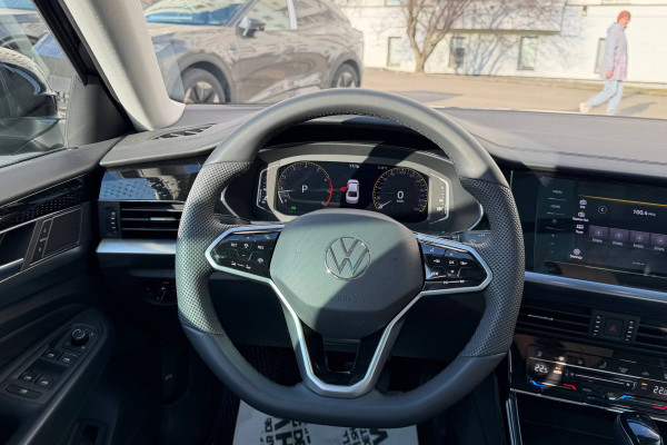 2024 Volkswagen Passat (North America and China) с пробегом 3 035 км