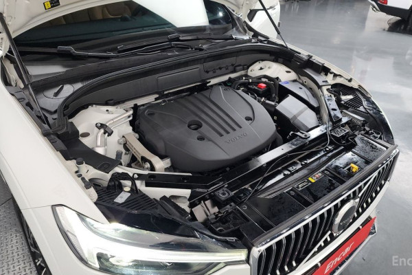 2022 Volvo XC60 с пробегом 41 134 км
