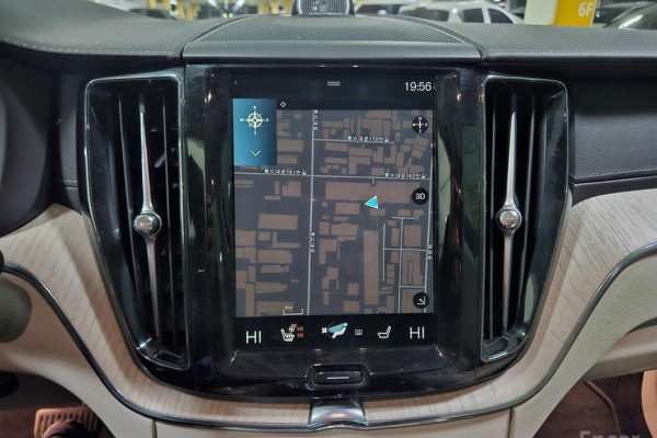 2021 Volvo XC60 с пробегом 99 526 км