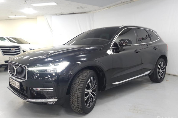 2022 Volvo XC60 с пробегом 64 089 км