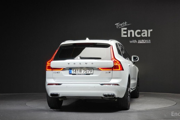 2021 Volvo XC60 с пробегом 20 348 км