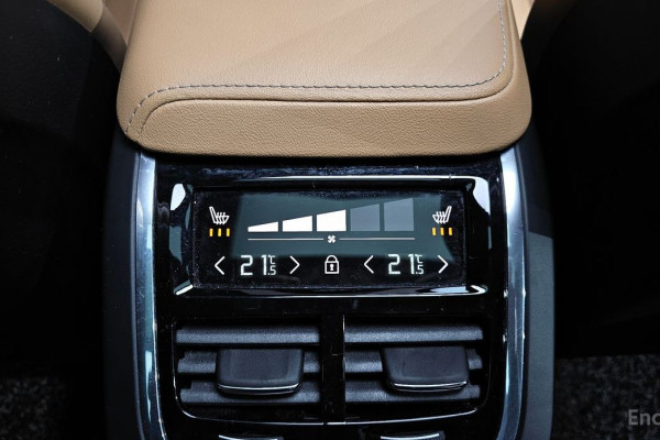 2021 Volvo XC60 с пробегом 59 309 км