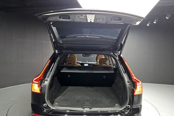 2021 Volvo XC60 с пробегом 59 309 км