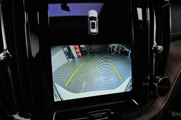 2022 Volvo XC60 с пробегом 43 004 км