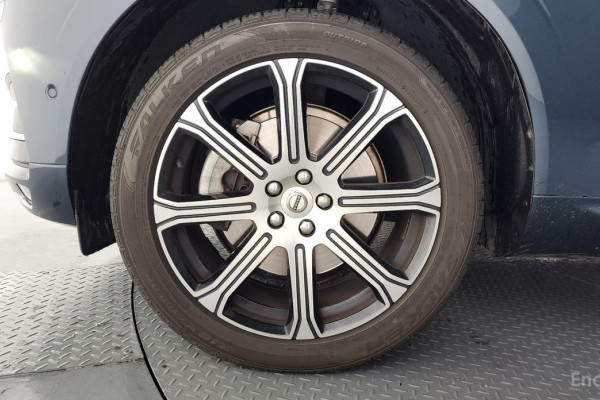 2021 Volvo XC60 с пробегом 51 582 км