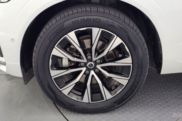 2023 Volvo XC60 с пробегом 61 169 км