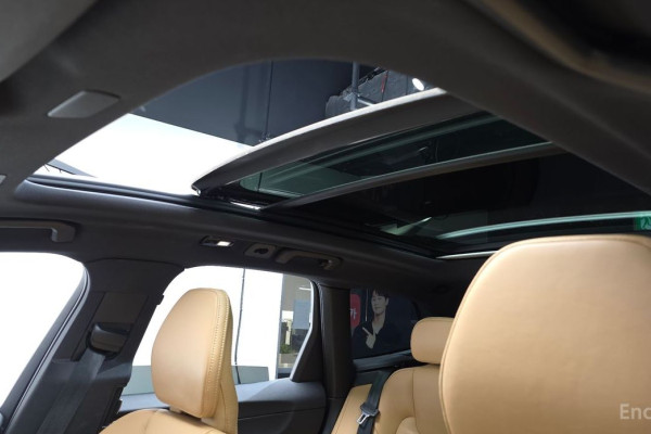 2022 Volvo XC60 с пробегом 45 810 км