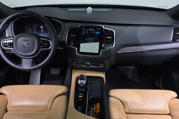 2023 Volvo XC90 с пробегом 56 380 км