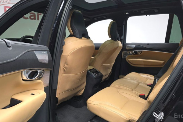 2023 Volvo XC90 с пробегом 56 380 км