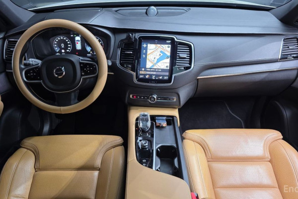 2022 Volvo XC90 с пробегом 36 076 км
