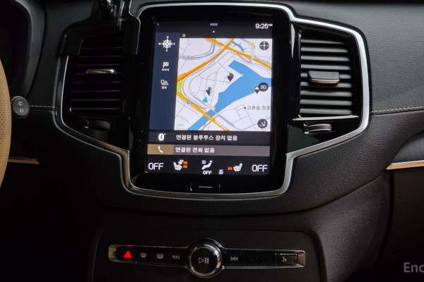 2022 Volvo XC90 с пробегом 36 076 км