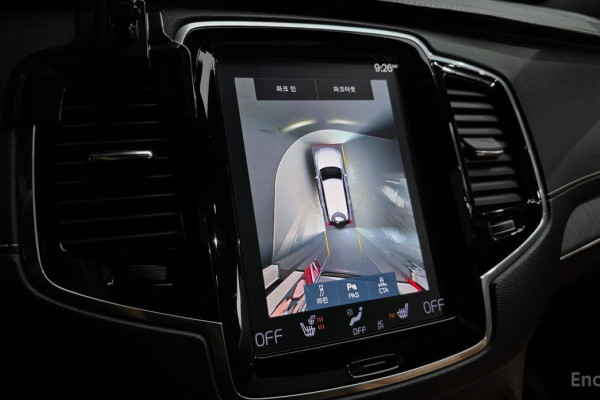 2022 Volvo XC90 с пробегом 36 076 км